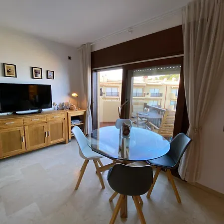 Exclusive Sea Front Costa Brava Apartment L'Escala