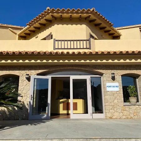 Exclusive Sea Front Costa Brava Apartment