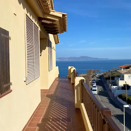 Exclusive Sea Front Costa Brava דירה *